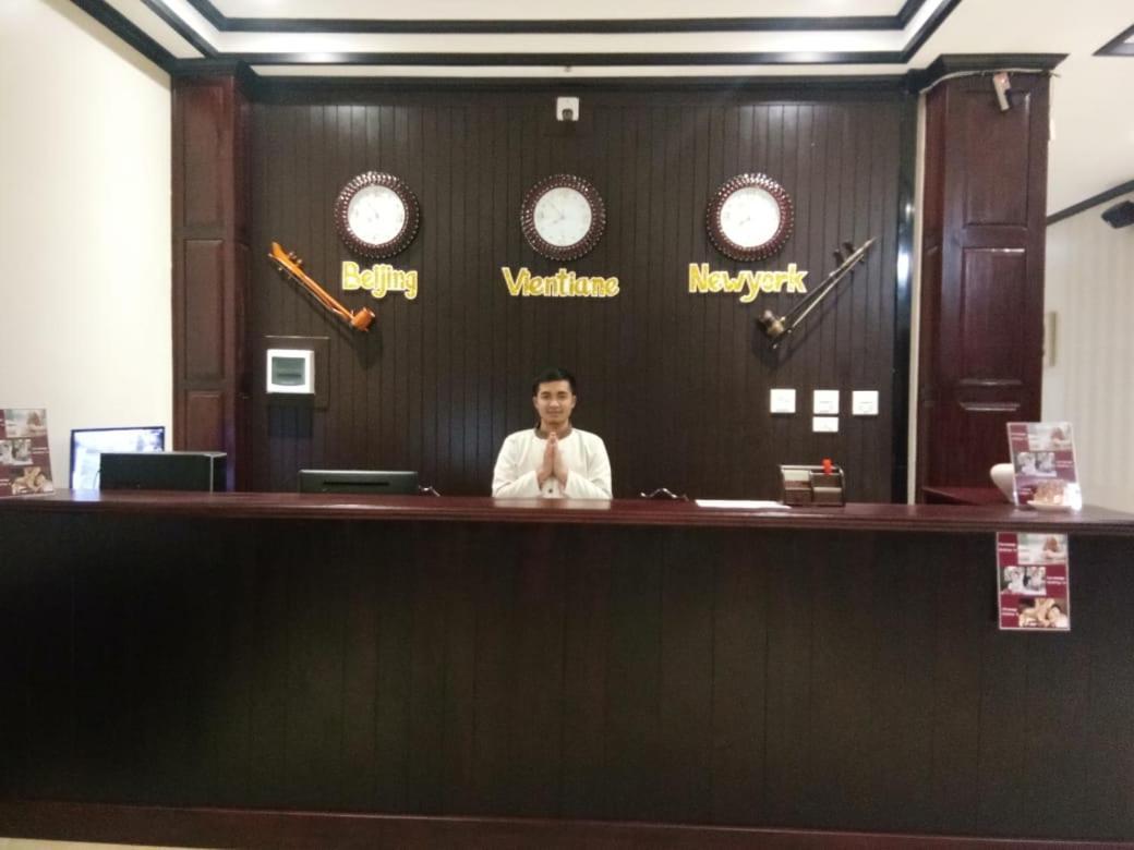 Singha Hotel Muang Xai Exteriör bild